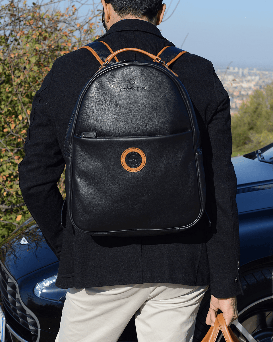 GLOBETROTTER - Full-grain Leather Backpack