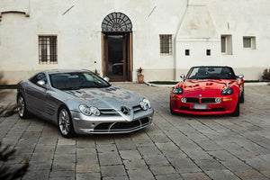 Car Tales: BMW Z8 and Mercedes SLR, the past never passed.